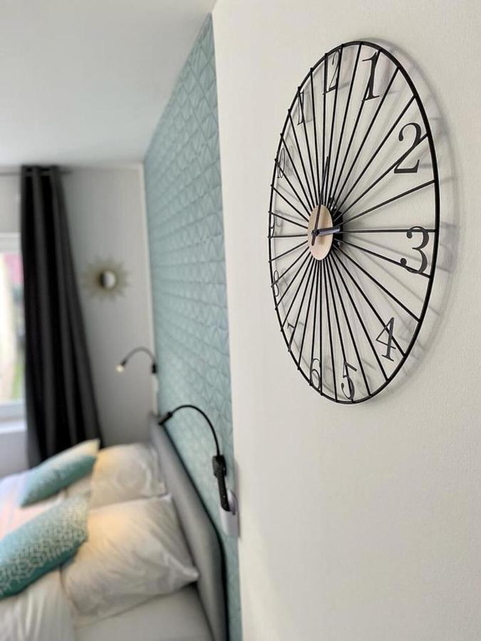 Ng Suitehome - Lille I Roubaix Centre I 89 - Netflix - Wifi Ngoại thất bức ảnh